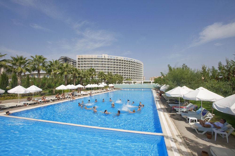 Crystal Centro Pearl Collection - All inclusive — Swimming pool in Lara