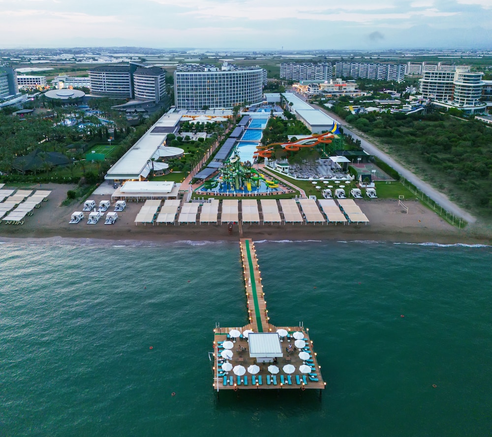 Crystal Centro Pearl Collection - All inclusive — Beach in Lara