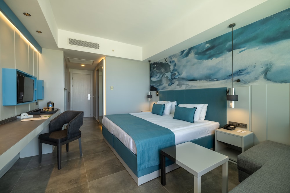 Crystal Centro Pearl Collection - All inclusive — Hotel rooms in Lara