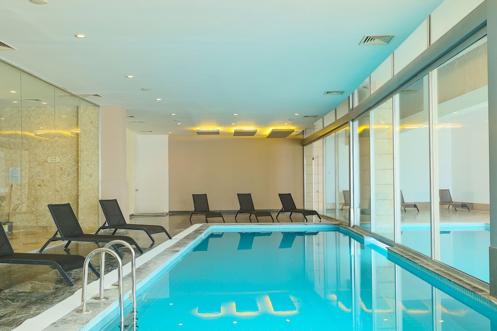 Crystal Centro Pearl Collection - All inclusive — Swimming pool in Lara