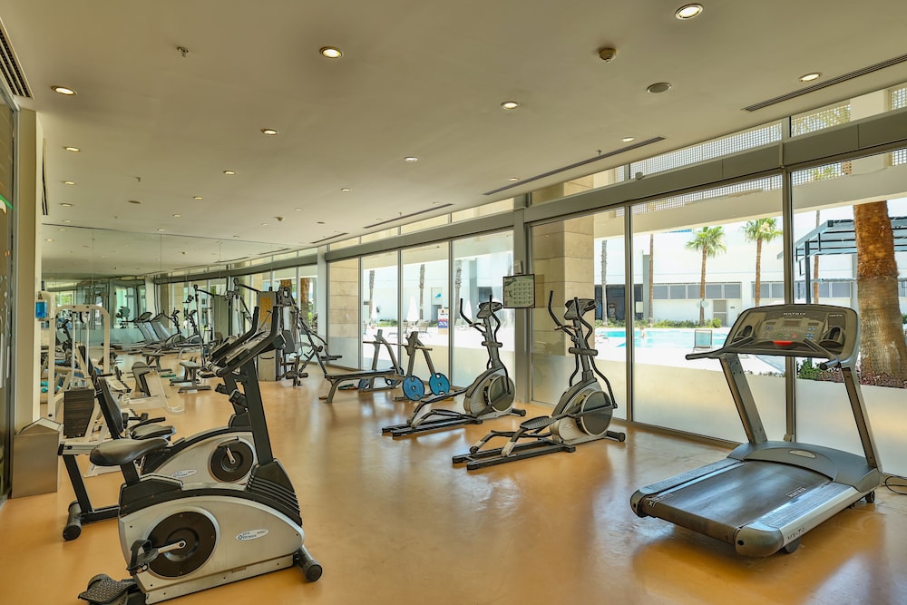 Crystal Centro Pearl Collection - All inclusive — Sports & recreation in Lara