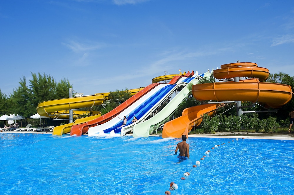 Crystal Centro Pearl Collection - All inclusive — Swimming pool in Lara