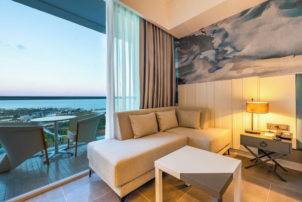 Crystal Centro Pearl Collection - All inclusive — Hotel rooms in Lara