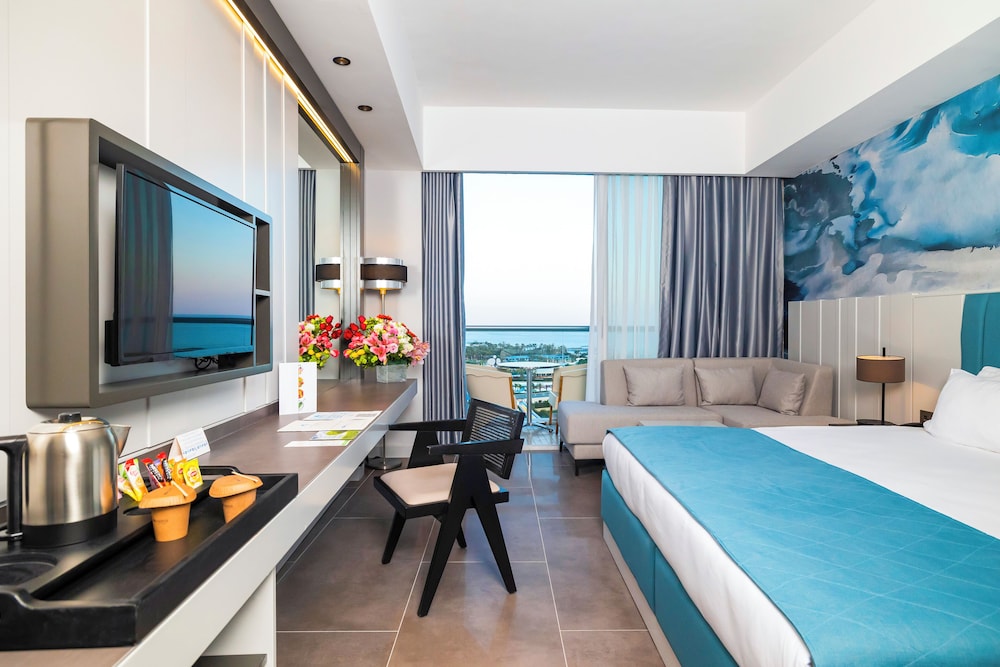 Crystal Centro Pearl Collection - All inclusive — Hotel rooms in Lara