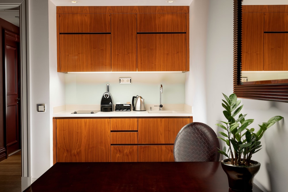 The Grand Mark Prague - The Leading Hotels of the World — Hotel rooms in Prague, Prague