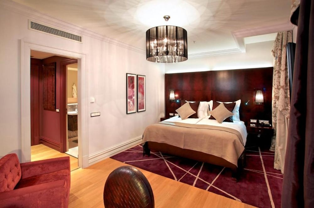 The Grand Mark Prague - The Leading Hotels of the World — Hotel rooms in Prague, Prague