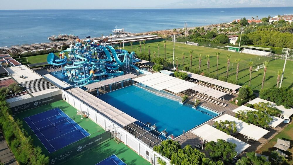 Nirvana Cosmopolitan – Ultra All Inclusive