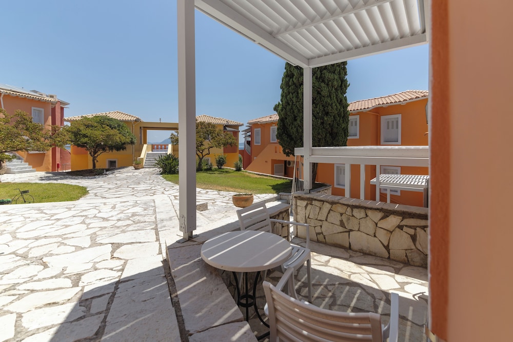 Red Tower Hotel Lefkada — Hotel building in Lefkada, Ionian Islands