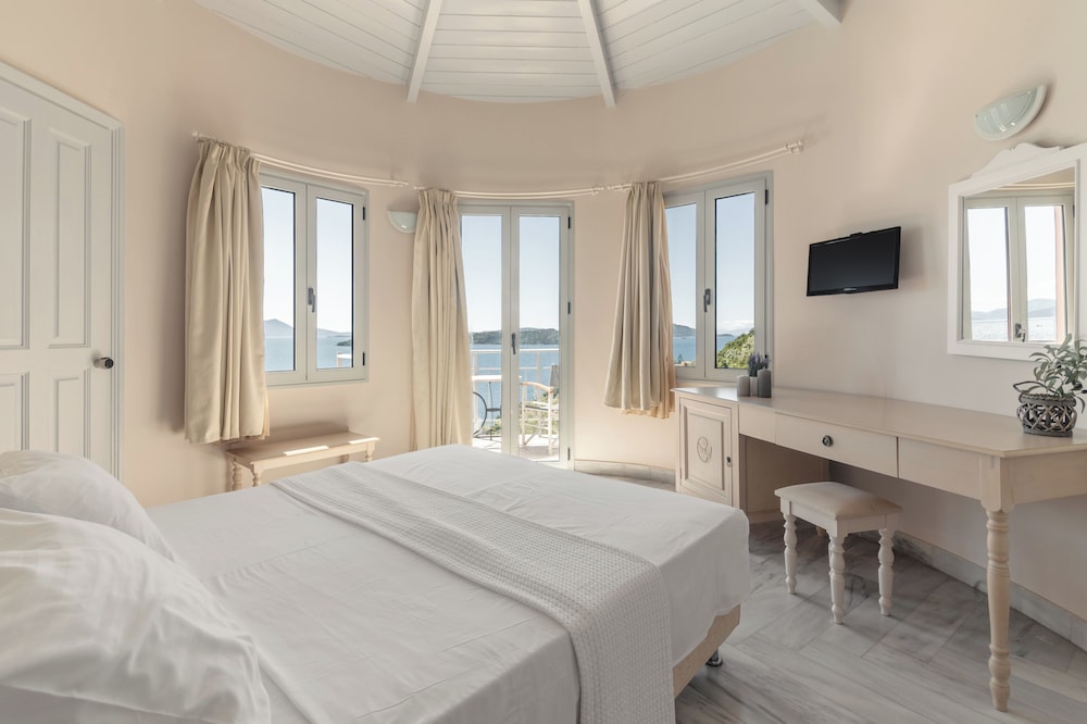 Red Tower Hotel Lefkada — Hotel rooms in Lefkada, Ionian Islands