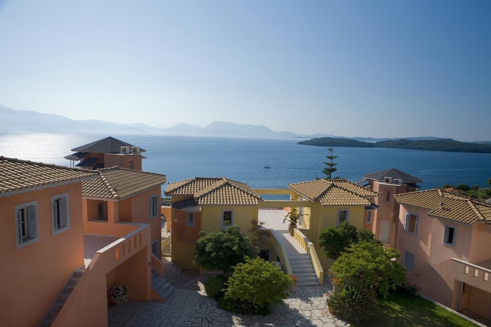 Red Tower Hotel Lefkada — Hotel rooms in Lefkada, Ionian Islands