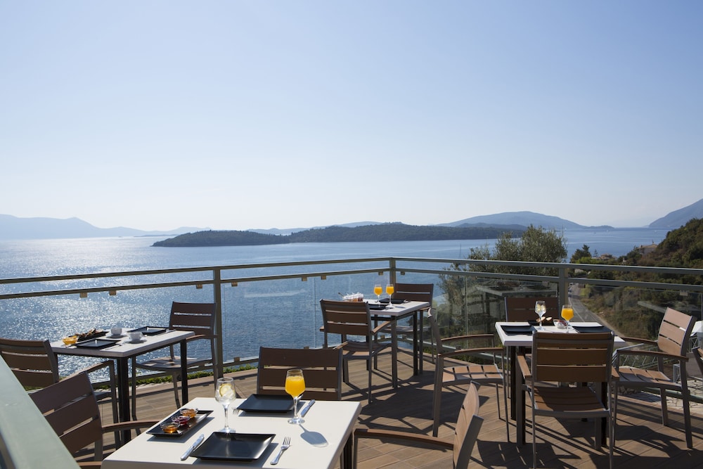 Red Tower Hotel Lefkada — Restaurant & bars in Lefkada, Ionian Islands