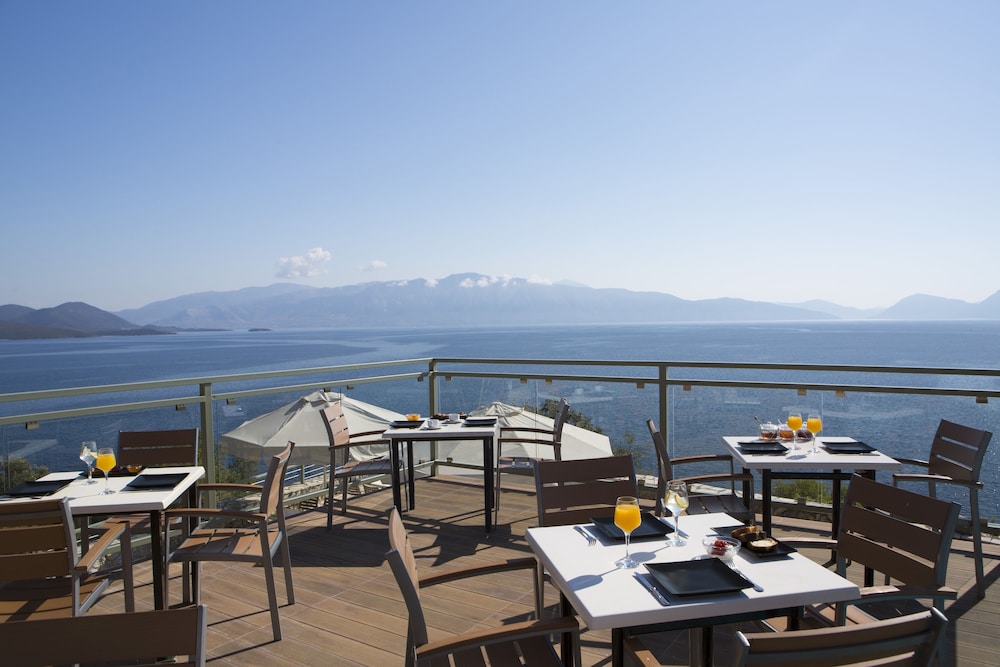 Red Tower Hotel Lefkada — Restaurant & bars in Lefkada, Ionian Islands