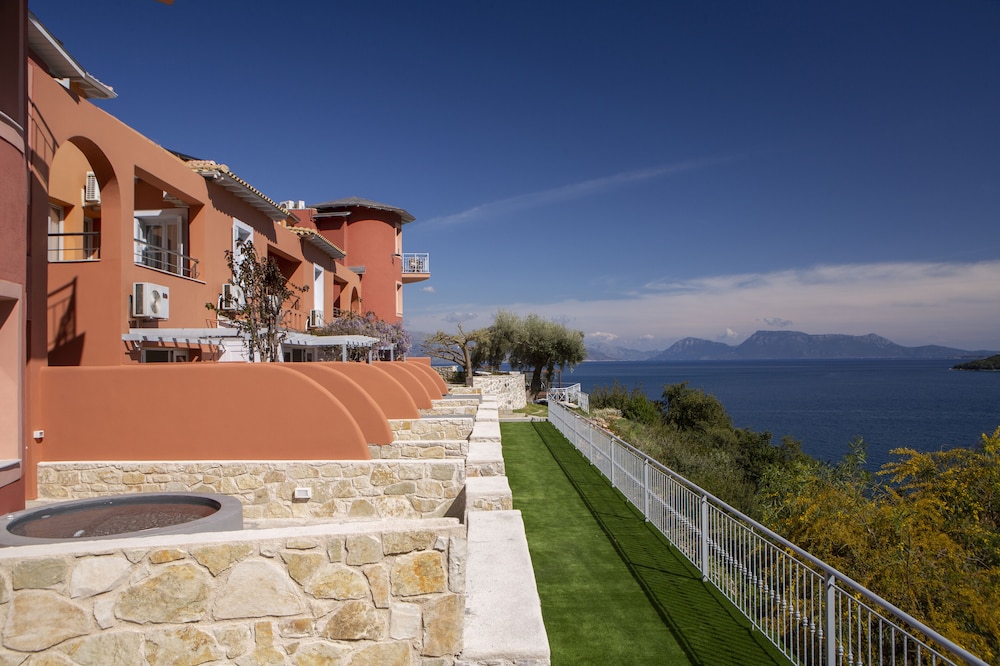 Red Tower Hotel Lefkada — Hotel building in Lefkada, Ionian Islands