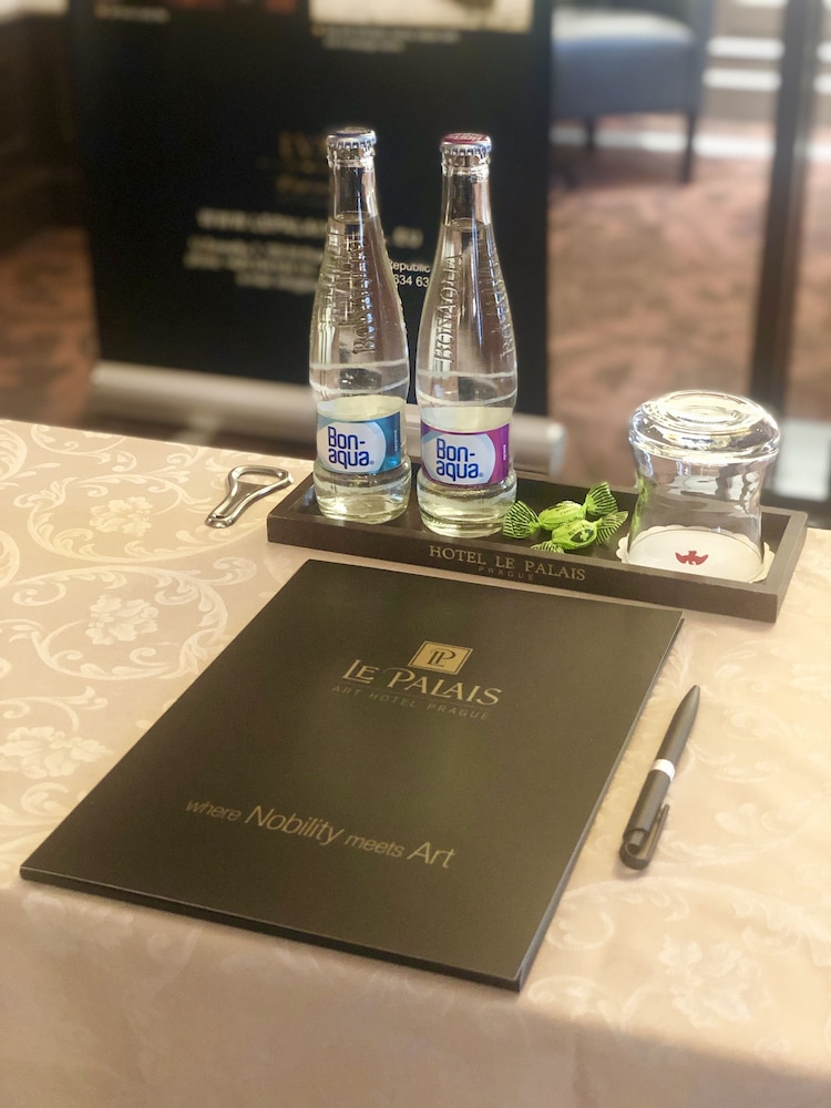 Le Palais Art Hotel Prague — Hotel rooms in Prague, Prague