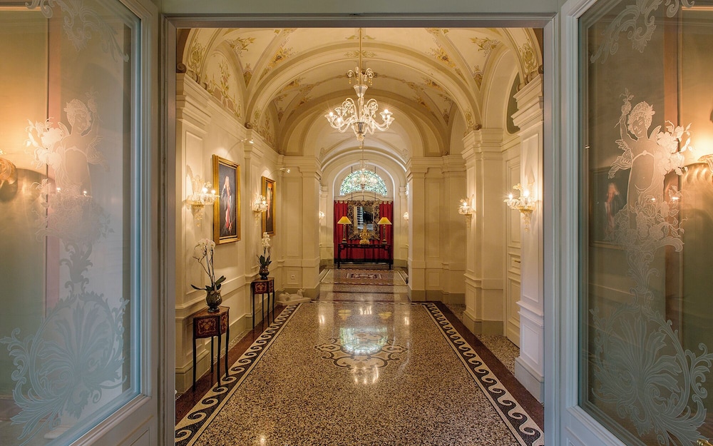Le Palais Art Hotel Prague — Hotel building in Prague, Prague