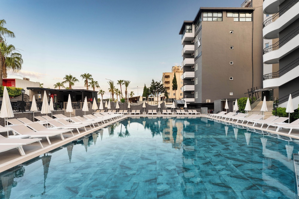 Krizantem Hotel - All Inclusive — Main photo in Alanya