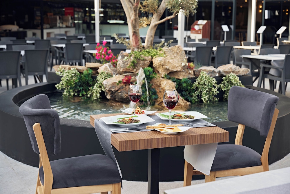 Krizantem Hotel - All Inclusive — Restaurant & bars in Alanya