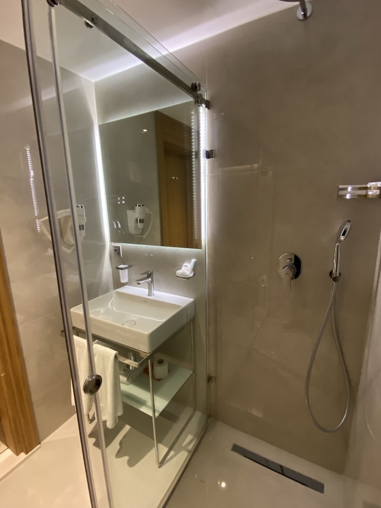 Lady Diana Hotel — Hotel rooms in Istanbul, Istanbul