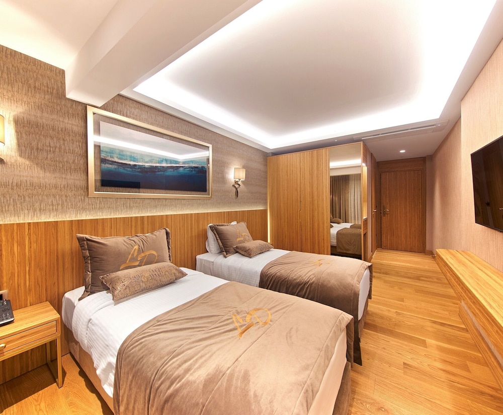 Lady Diana Hotel — Hotel rooms in Istanbul, Istanbul