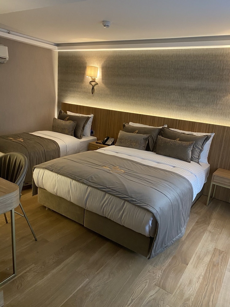 Lady Diana Hotel — Hotel rooms in Istanbul, Istanbul