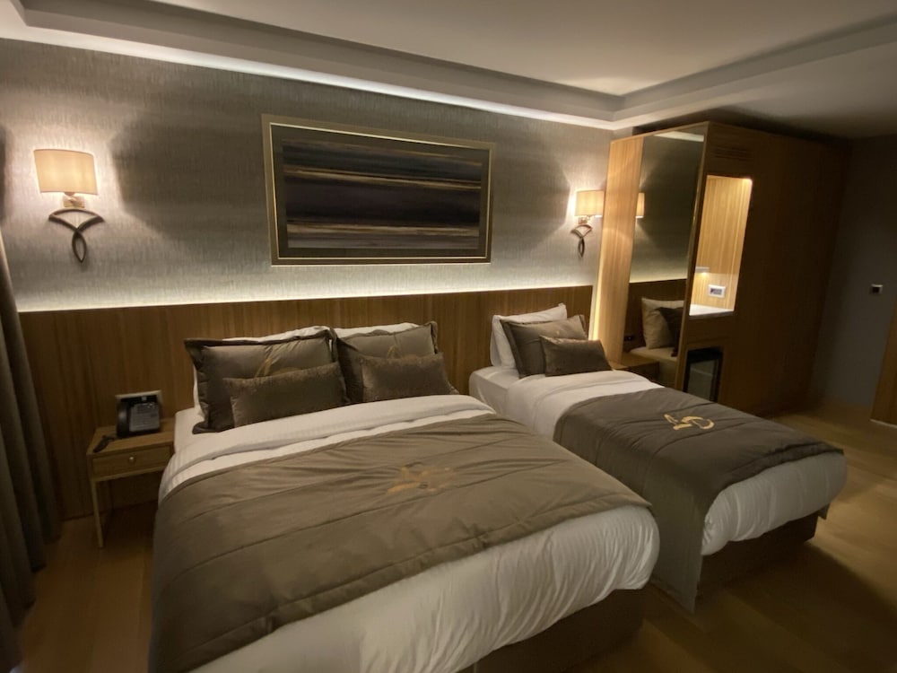 Lady Diana Hotel — Hotel rooms in Istanbul, Istanbul