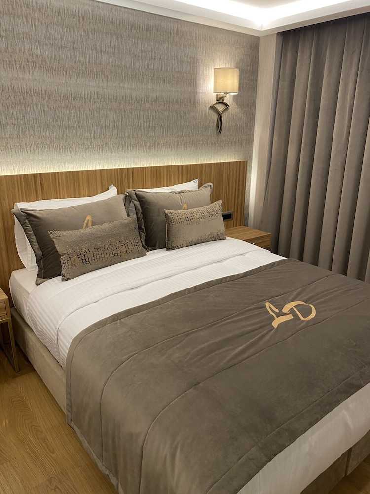 Lady Diana Hotel — Hotel rooms in Istanbul, Istanbul