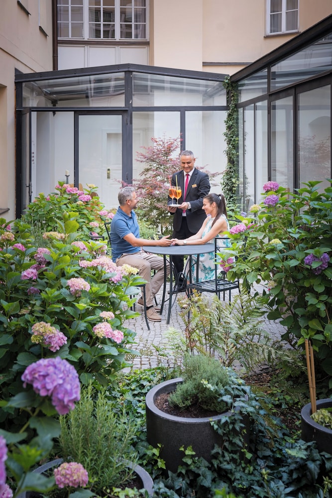 Boutique Hotel BOOKQUET — Restaurant & bars in Prague, Prague