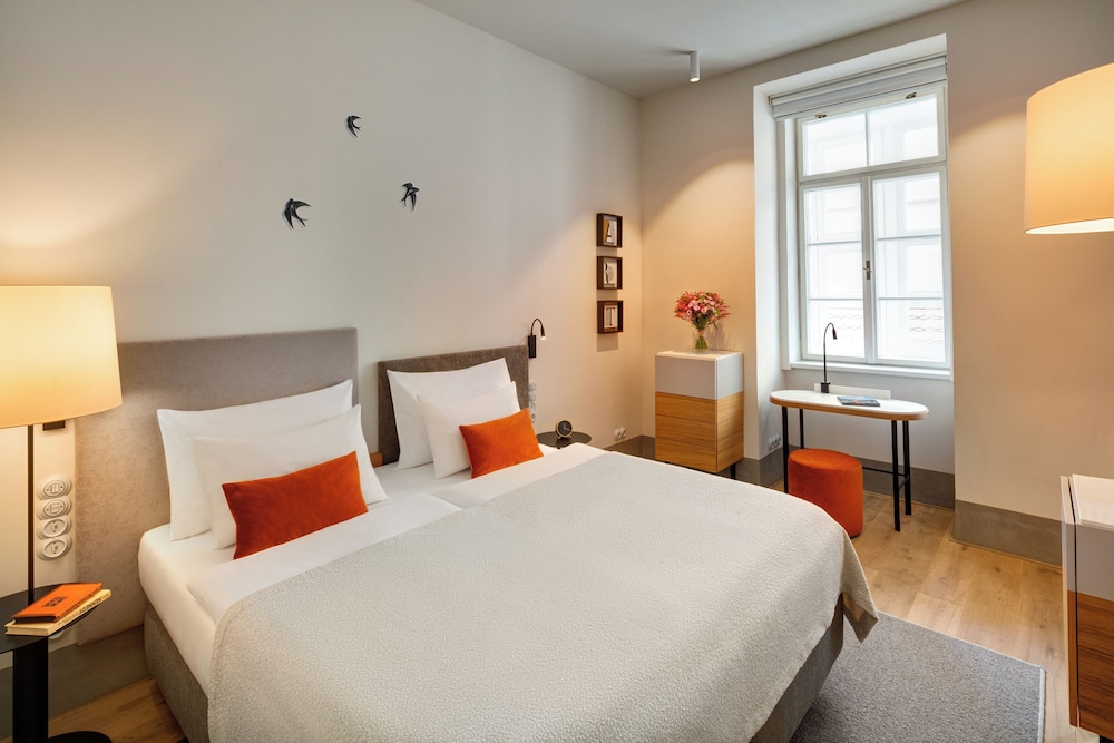 Boutique Hotel BOOKQUET — Hotel rooms in Prague, Prague