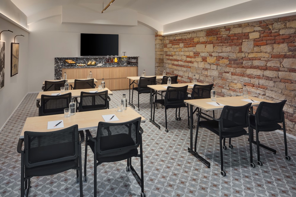 Boutique Hotel BOOKQUET — Restaurant & bars in Prague, Prague