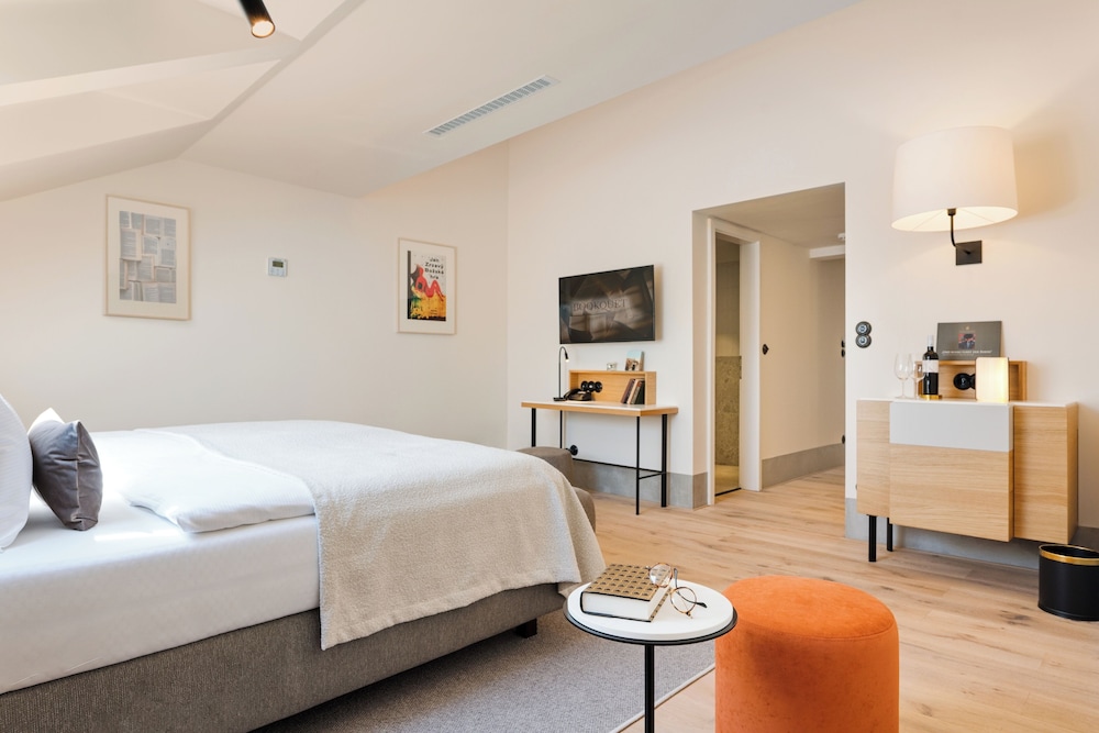 Boutique Hotel BOOKQUET — Hotel rooms in Prague, Prague