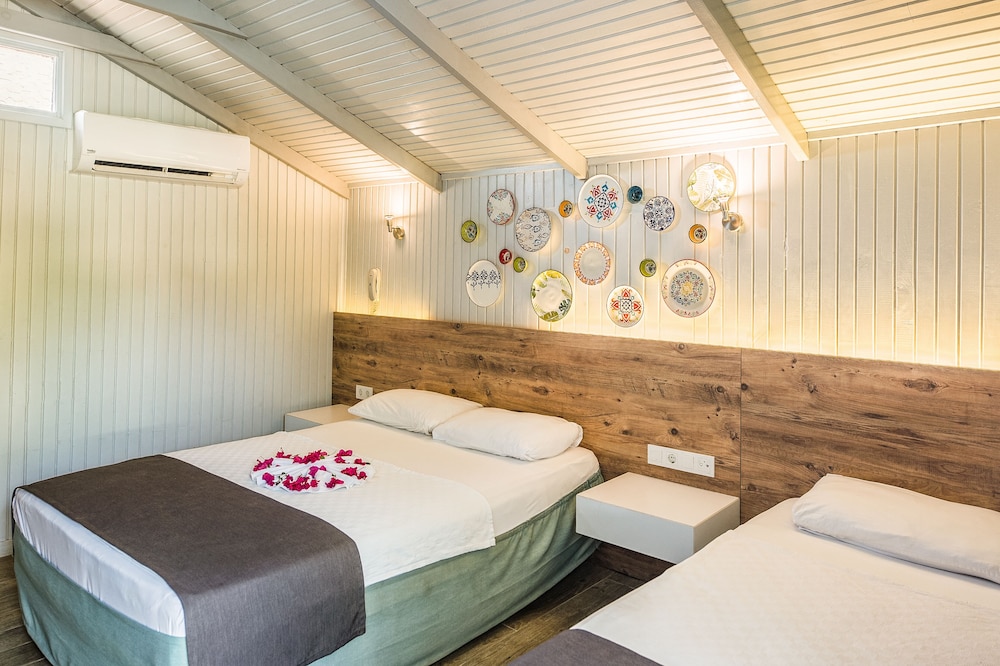 Leda Beach Hotel — Hotel rooms in Side