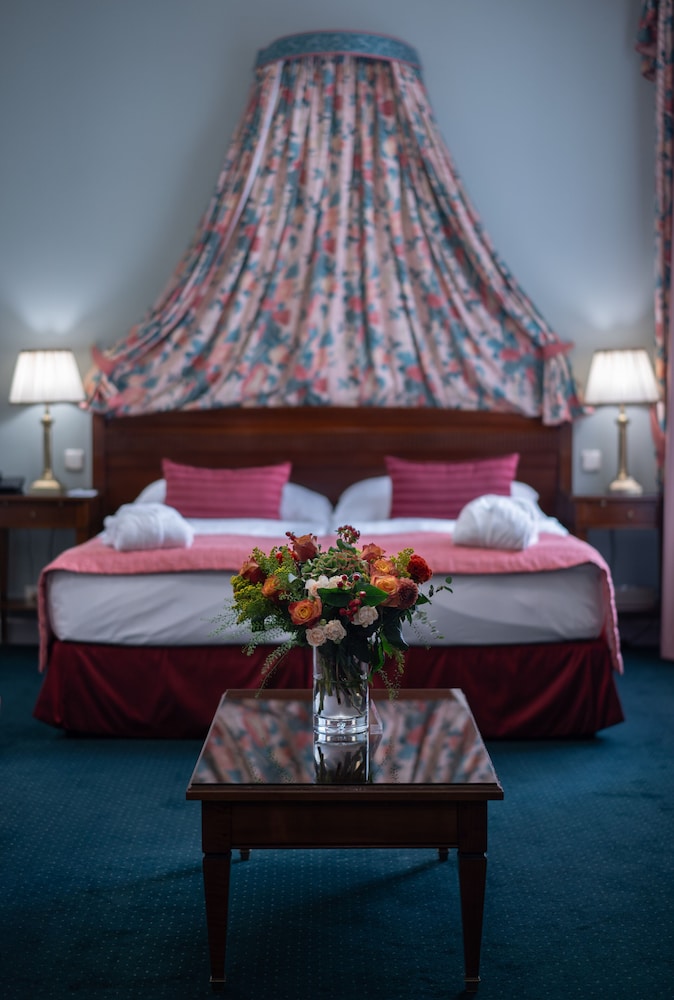 Hotel Liberty — Hotel rooms in Prague, Prague