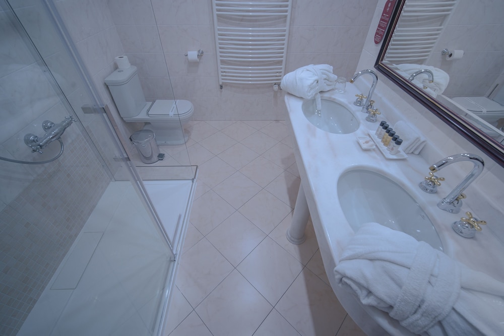 Hotel Liberty — Hotel rooms in Prague, Prague