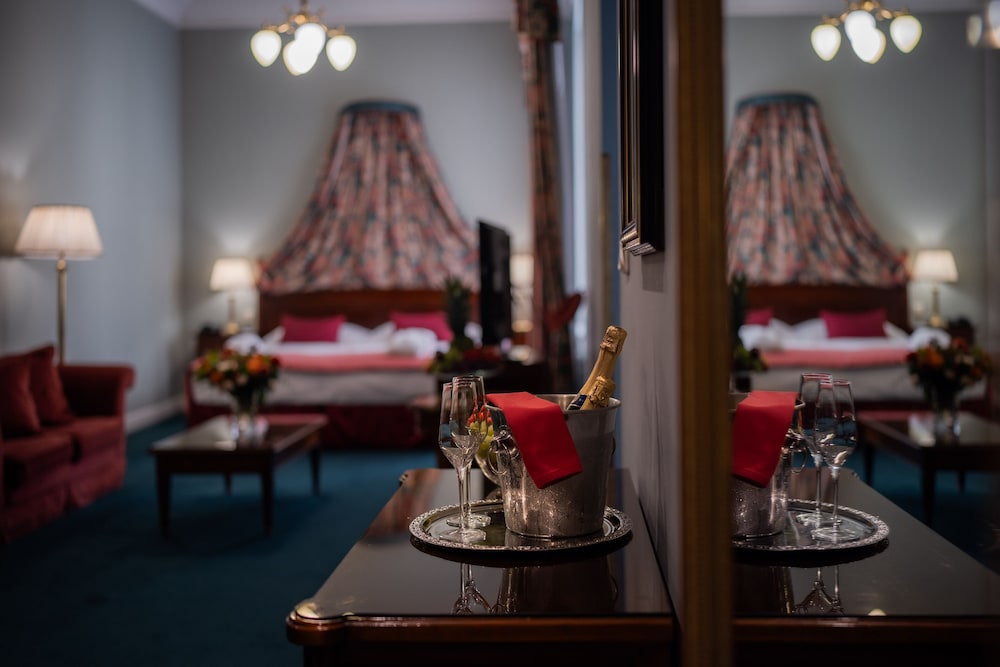 Hotel Liberty — Hotel rooms in Prague, Prague