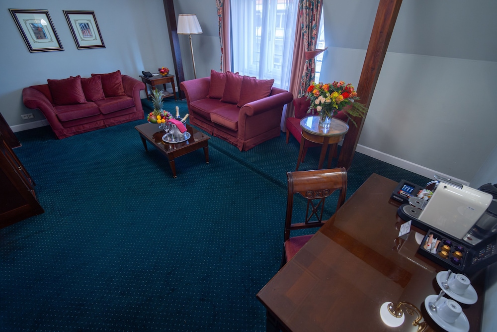 Hotel Liberty — Hotel rooms in Prague, Prague