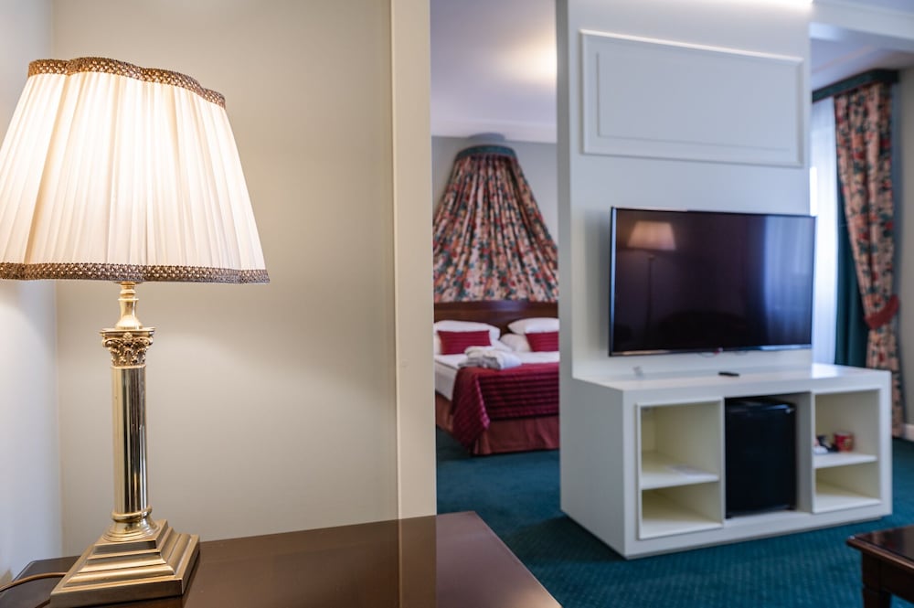 Hotel Liberty — Hotel rooms in Prague, Prague