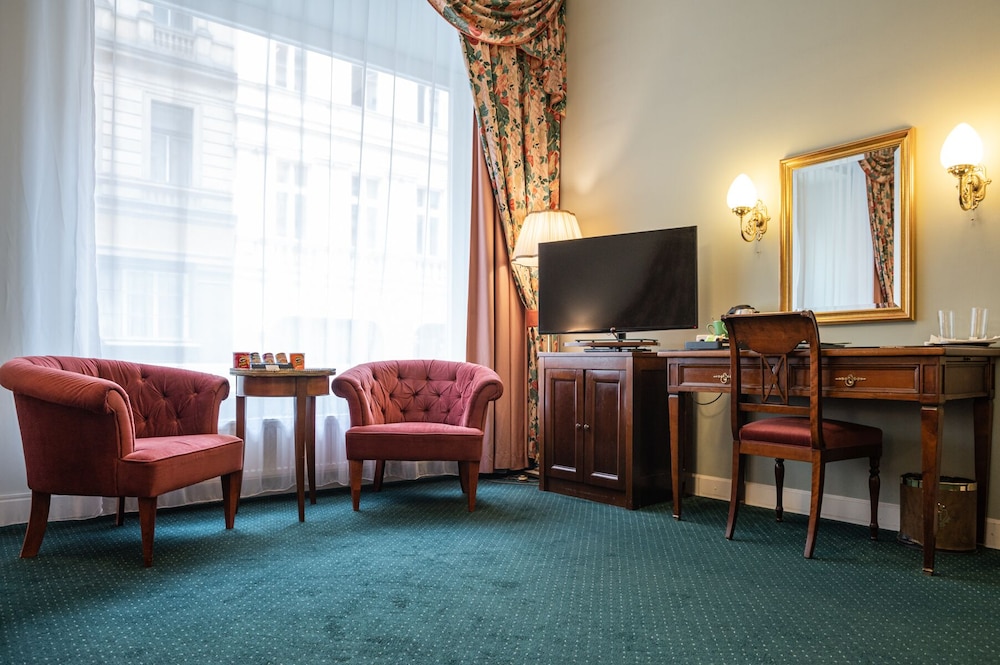 Hotel Liberty — Hotel rooms in Prague, Prague