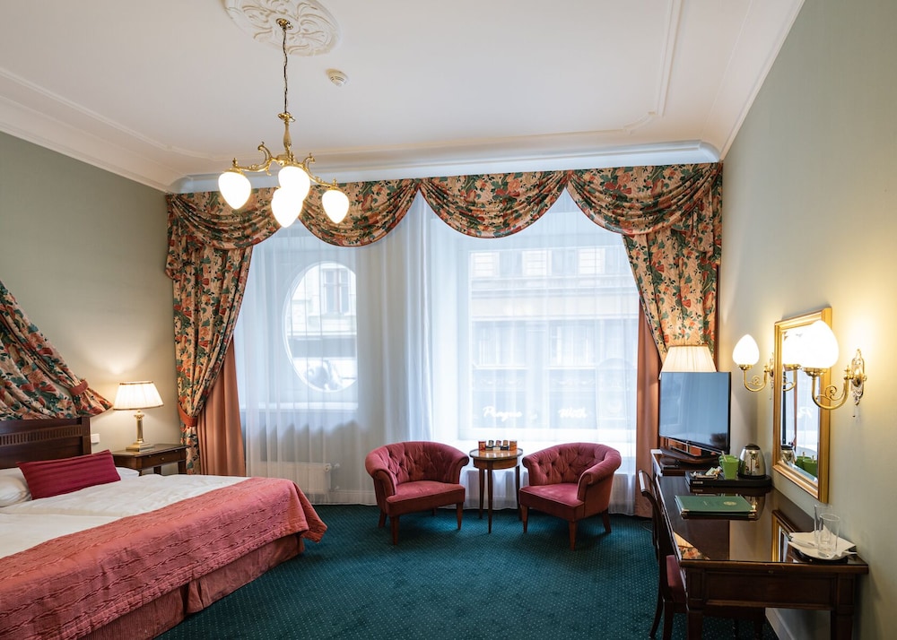 Hotel Liberty — Hotel rooms in Prague, Prague