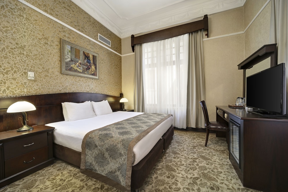 Legacy Ottoman Hotel — Hotel rooms in Istanbul, Istanbul
