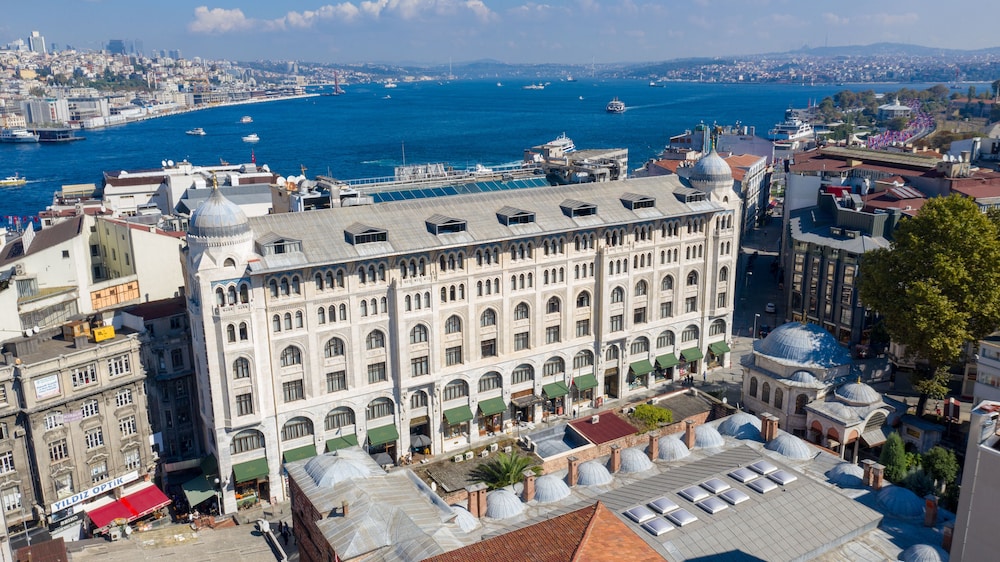 Legacy Ottoman Hotel — Main photo in Istanbul, Istanbul