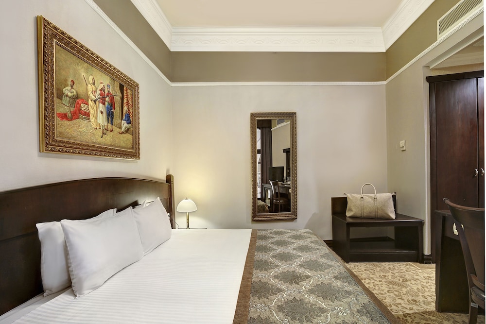Legacy Ottoman Hotel — Hotel rooms in Istanbul, Istanbul
