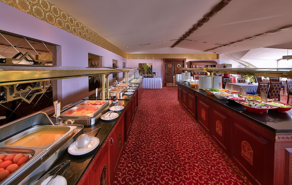 Legacy Ottoman Hotel — Restaurant & bars in Istanbul, Istanbul