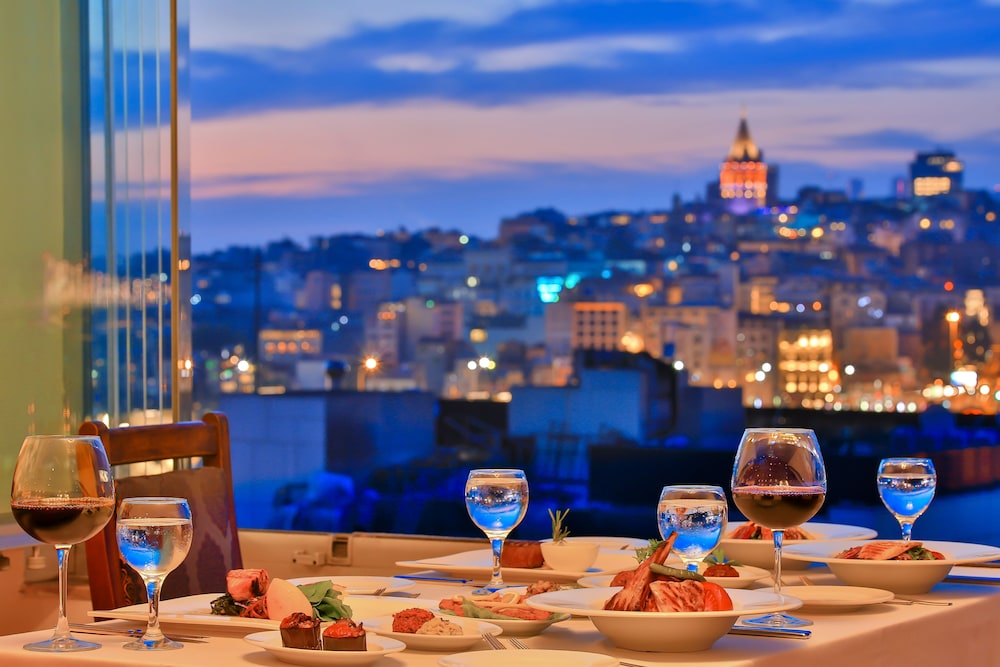 Legacy Ottoman Hotel — Restaurant & bars in Istanbul, Istanbul