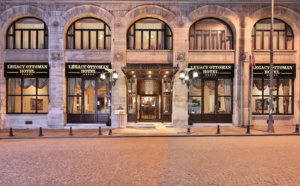 Legacy Ottoman Hotel — Hotel building in Istanbul, Istanbul