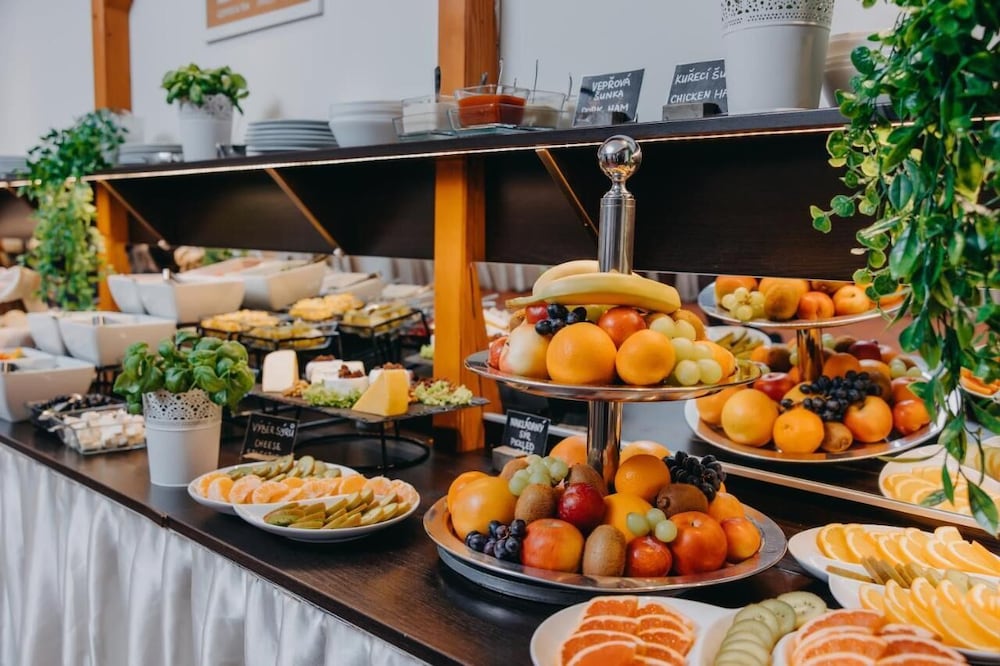 Hotel Louis Leger - Czech Leading Hotels — Restaurant & bars in Prague, Prague