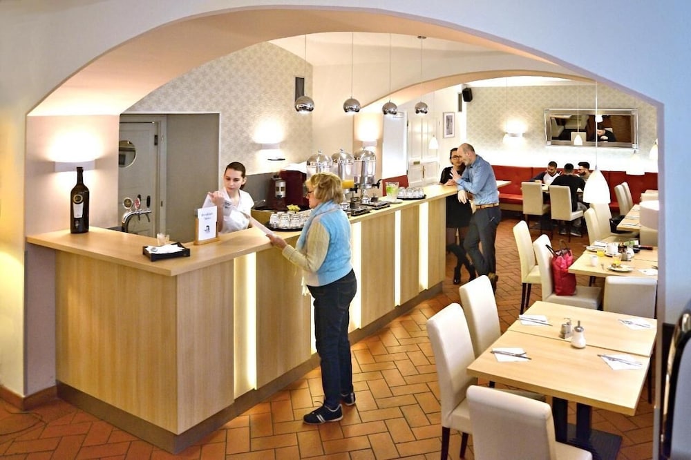Hotel Louis Leger - Czech Leading Hotels — Restaurant & bars in Prague, Prague