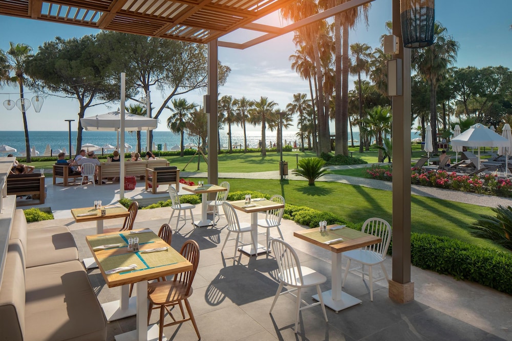 Acanthus Cennet Barut Collection - Ultra All Inclusive — Restaurant & bars in Side