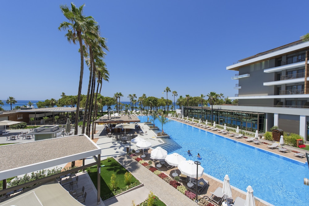 Acanthus Cennet Barut Collection - Ultra All Inclusive — Swimming pool in Side