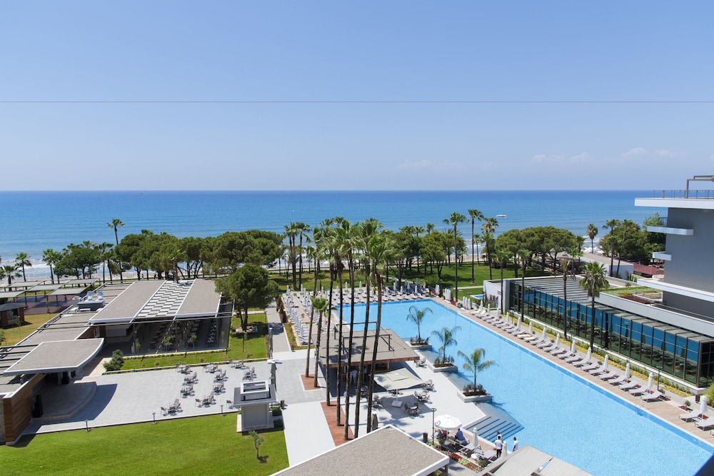 Acanthus Cennet Barut Collection - Ultra All Inclusive — Swimming pool in Side