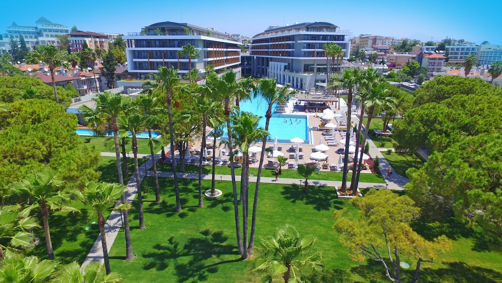 Acanthus Cennet Barut Collection - Ultra All Inclusive — Swimming pool in Side